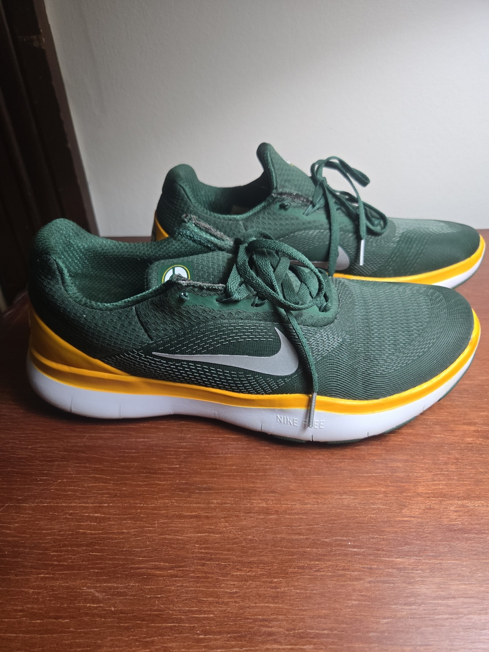 Nike NFL x Free Trainer V7 Running Shoes 9.5